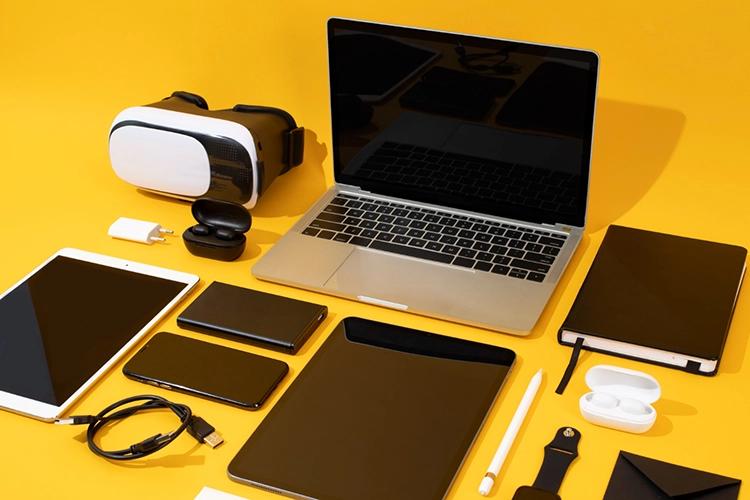 Virtual Reality Headset